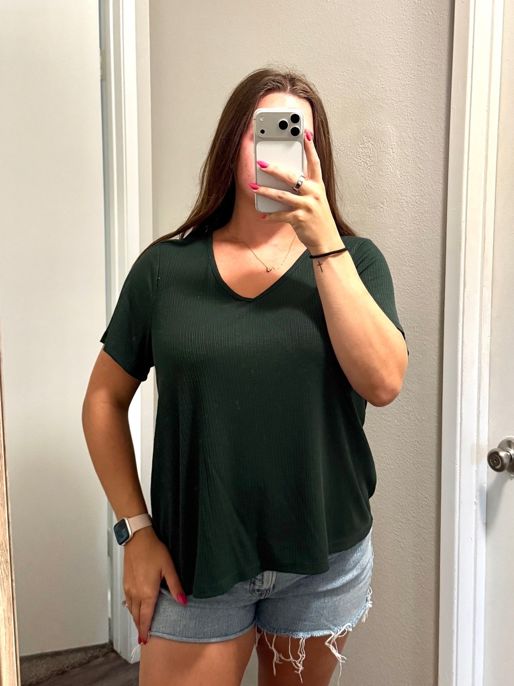 Old Navy V-Neck Short Sleeve Top in Deep Green
